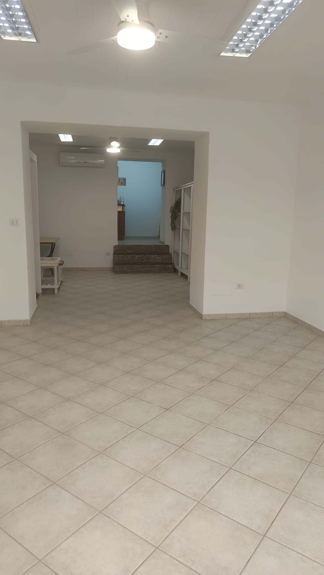 Negozio / Locale Comm. (Lipari)